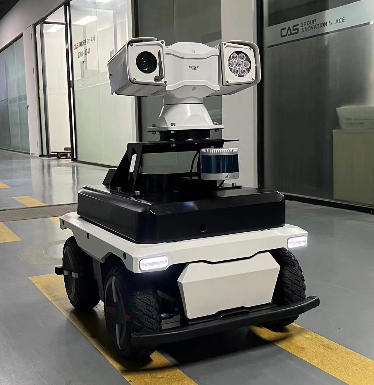 Plataforma UGV Elétrica de 4 R - Robot Chassis avaliação e preço
